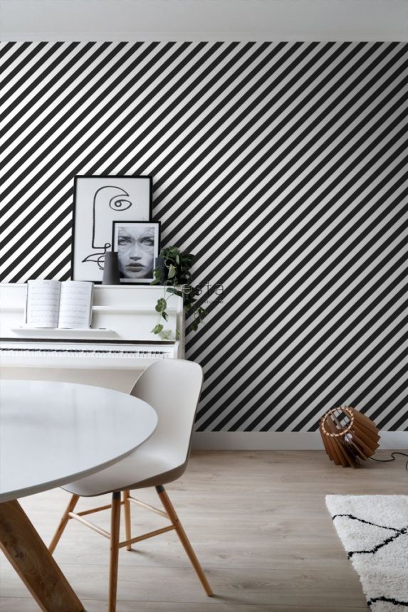 Vlies fali tapéta, ferde fekete-fehér csíkok 139112, Black & White, Esta
